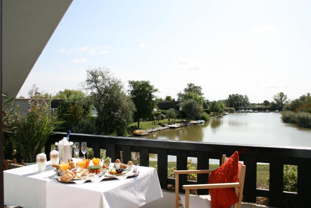 Hoteldorf Seepark Weiden Weiden am See Quarto foto